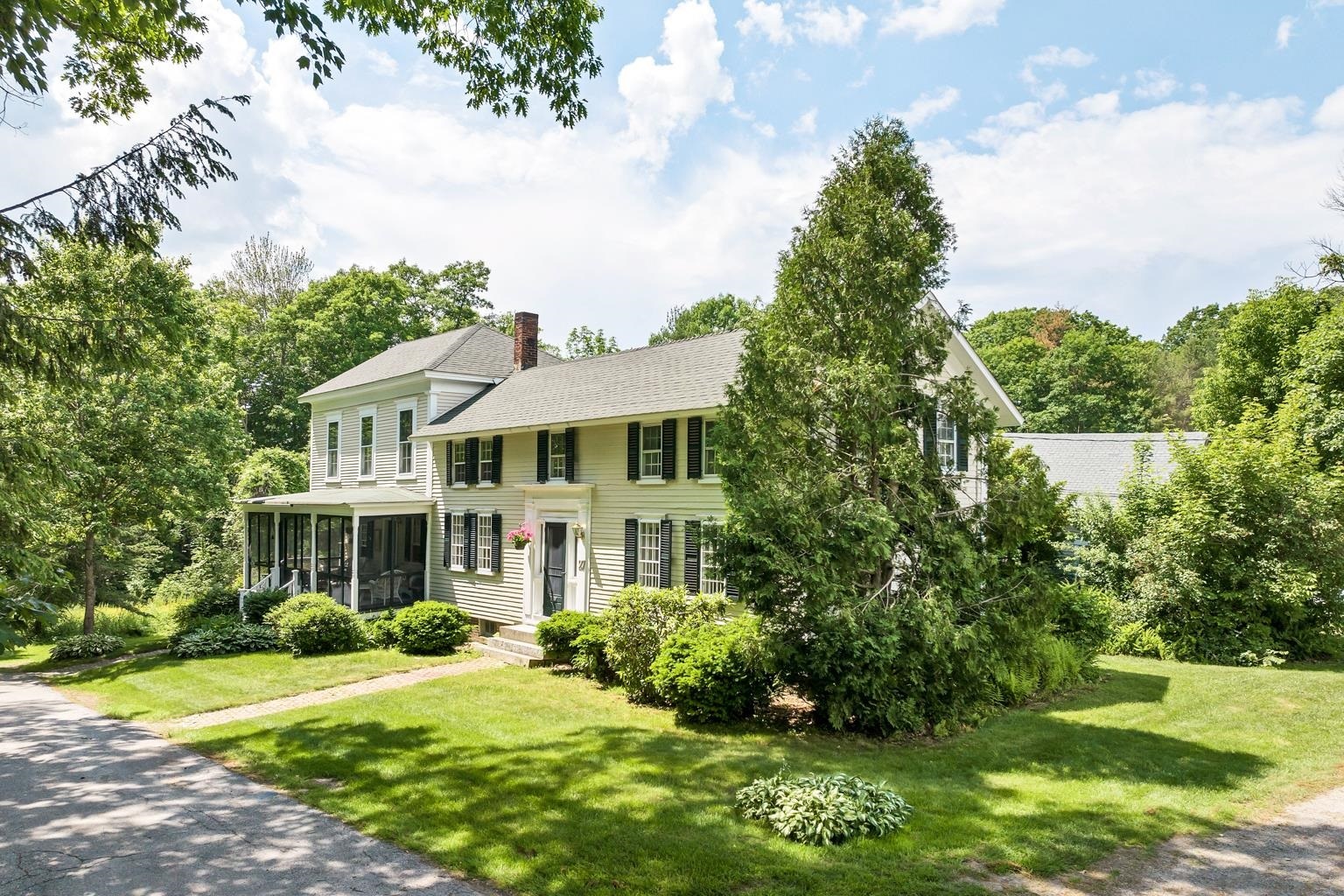 Property Photo:  27 Wentworth Avenue  NH 03246 