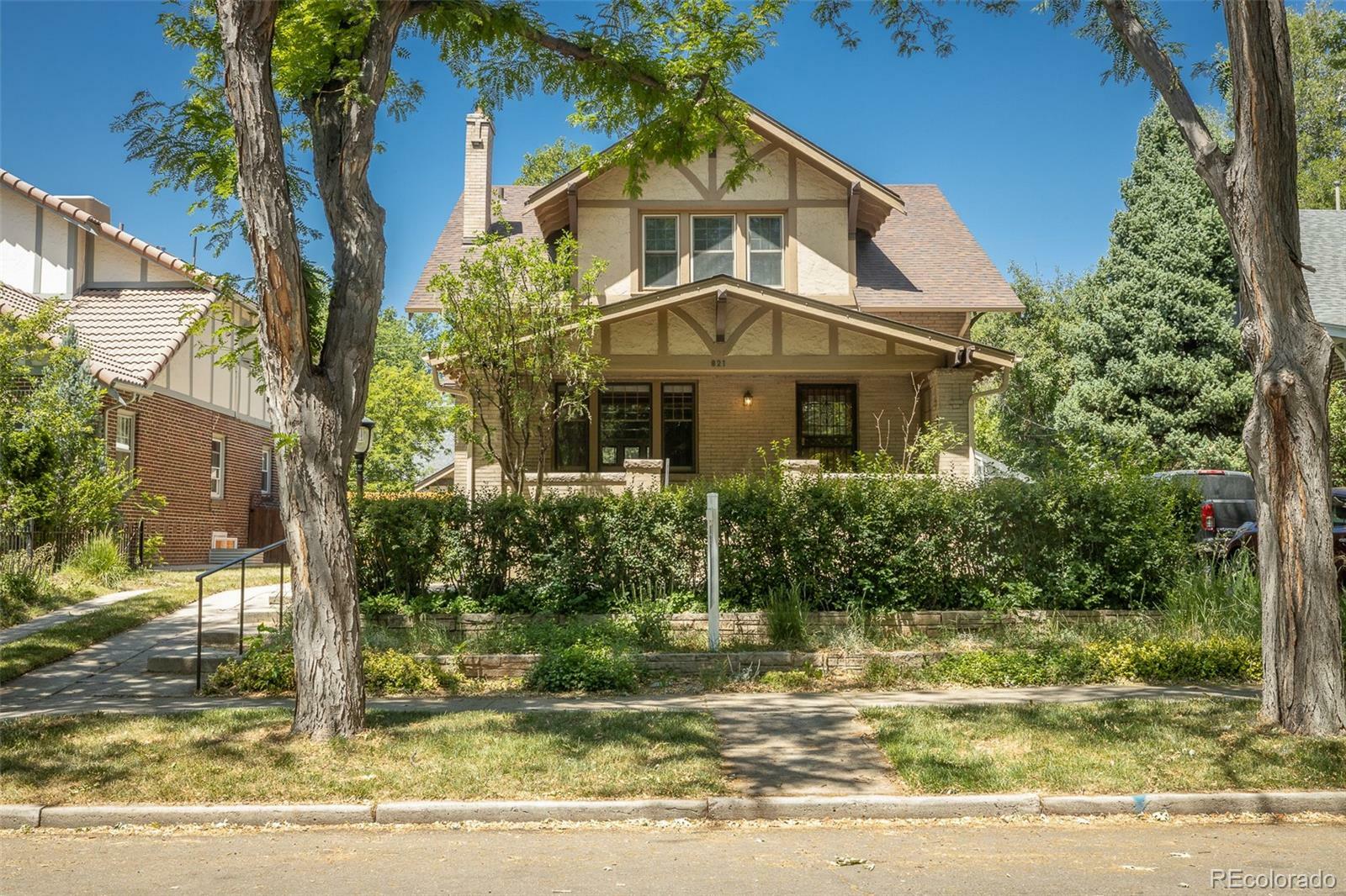 Property Photo:  821 Fillmore Street  CO 80206 