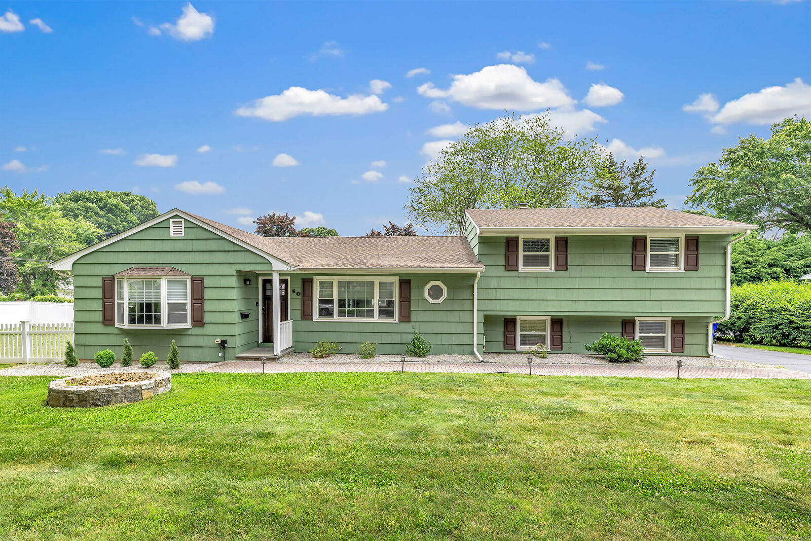 Property Photo:  50 Bel Air Lane  CT 06824