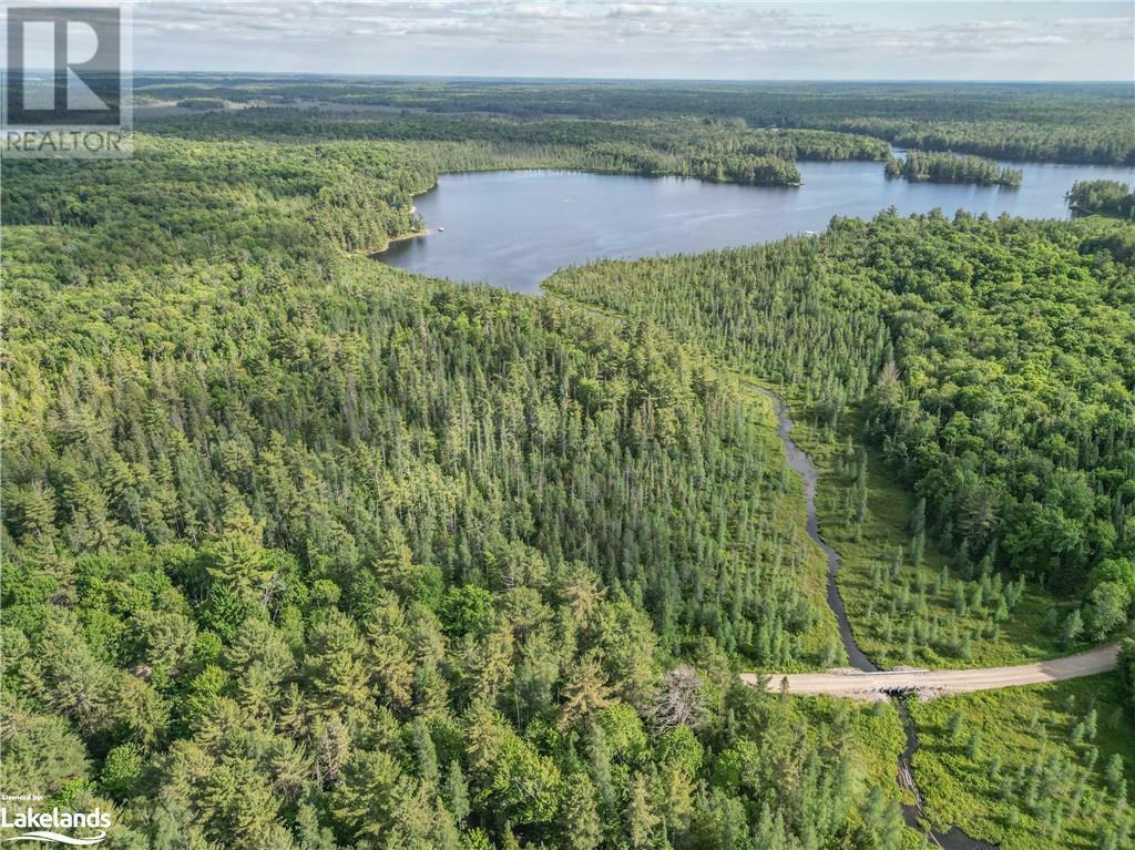 Photo de la propriété:  1 Axe Lake Road  ON P0A 1Y0 