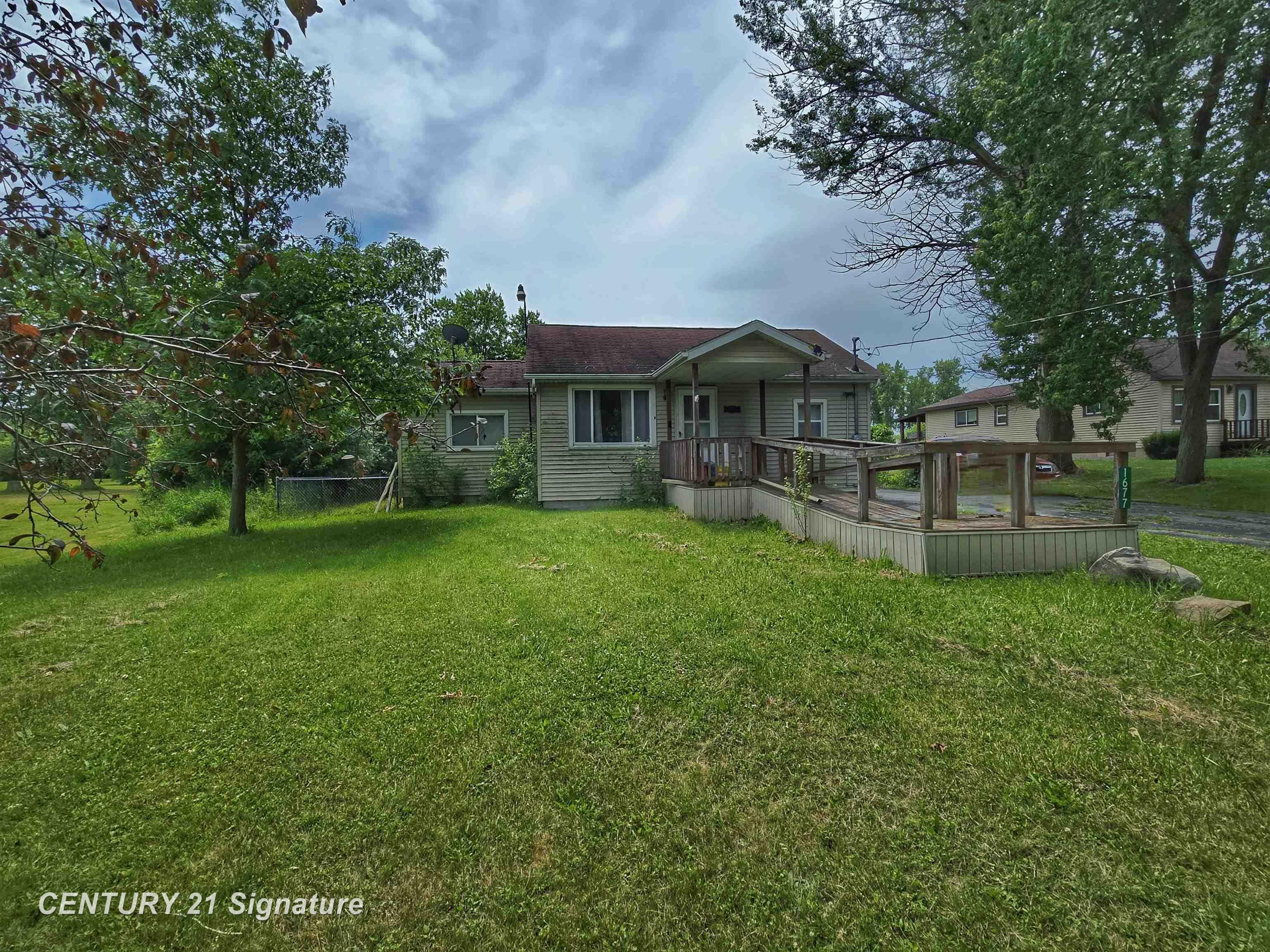 Property Photo:  1677 Huntington Road  MI 48601 