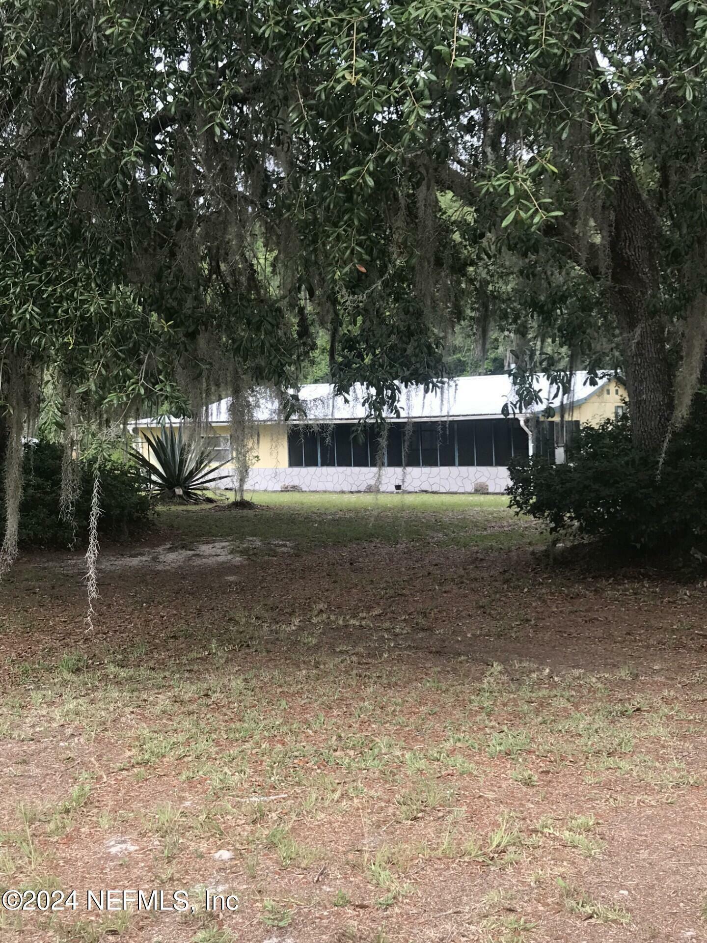 Property Photo:  121 Rowland Avenue  FL 32177 