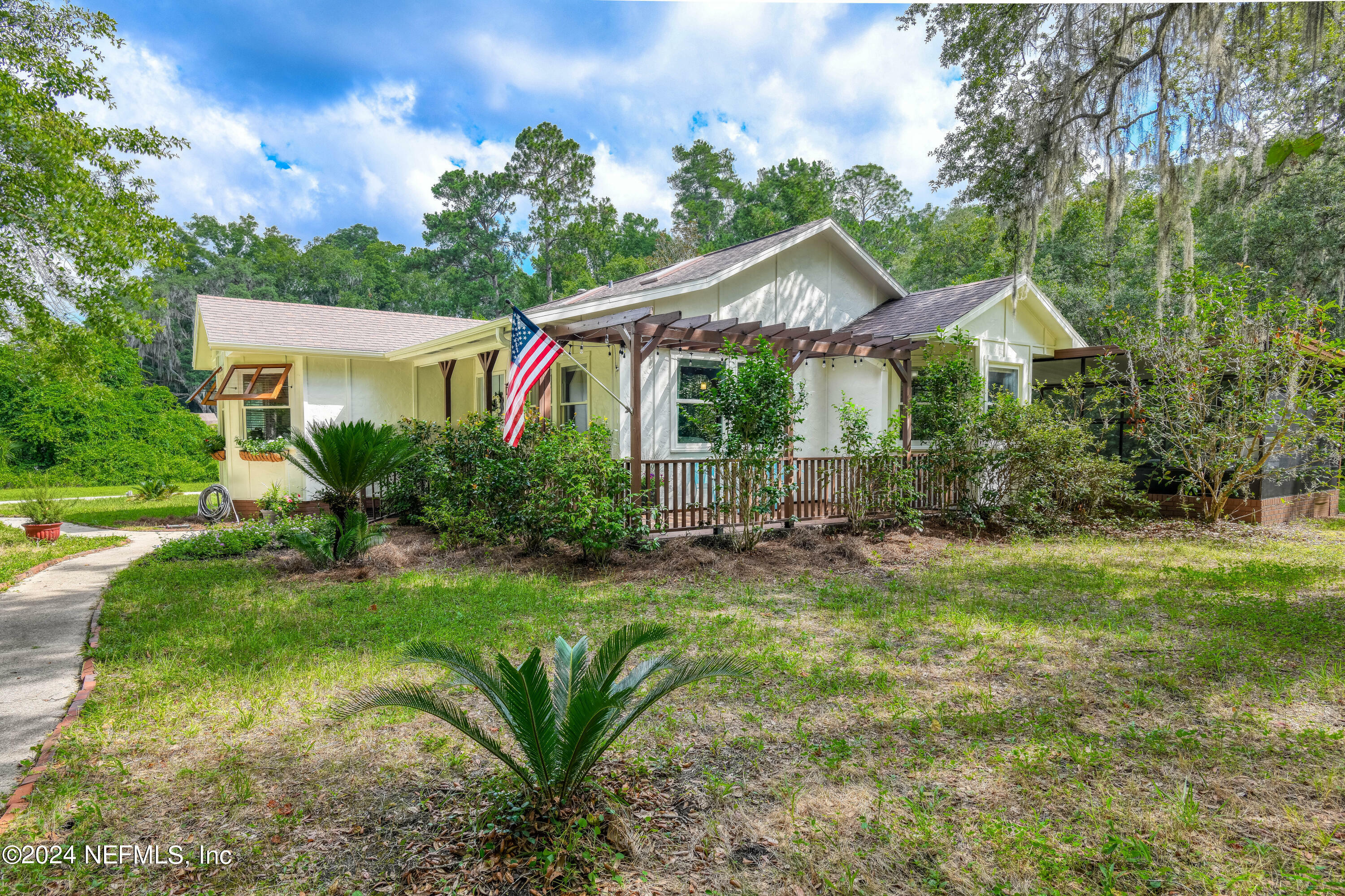 Property Photo:  106 Divi Divi Drive  FL 32187 