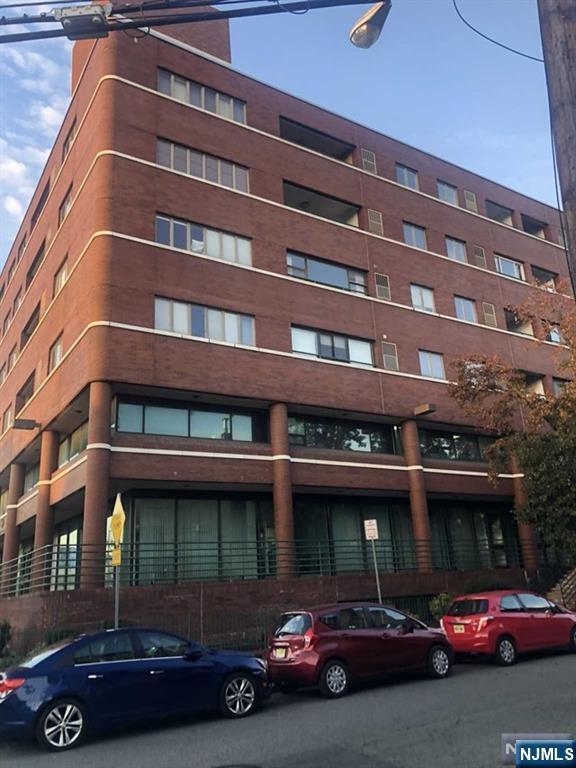 Property Photo: 41-51 Wilson Avenue B6 NJ 07105