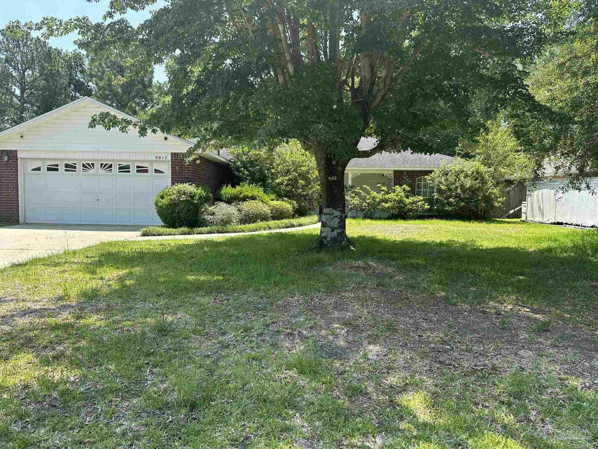 Property Photo:  5017 Cassia Dr  FL 32507 