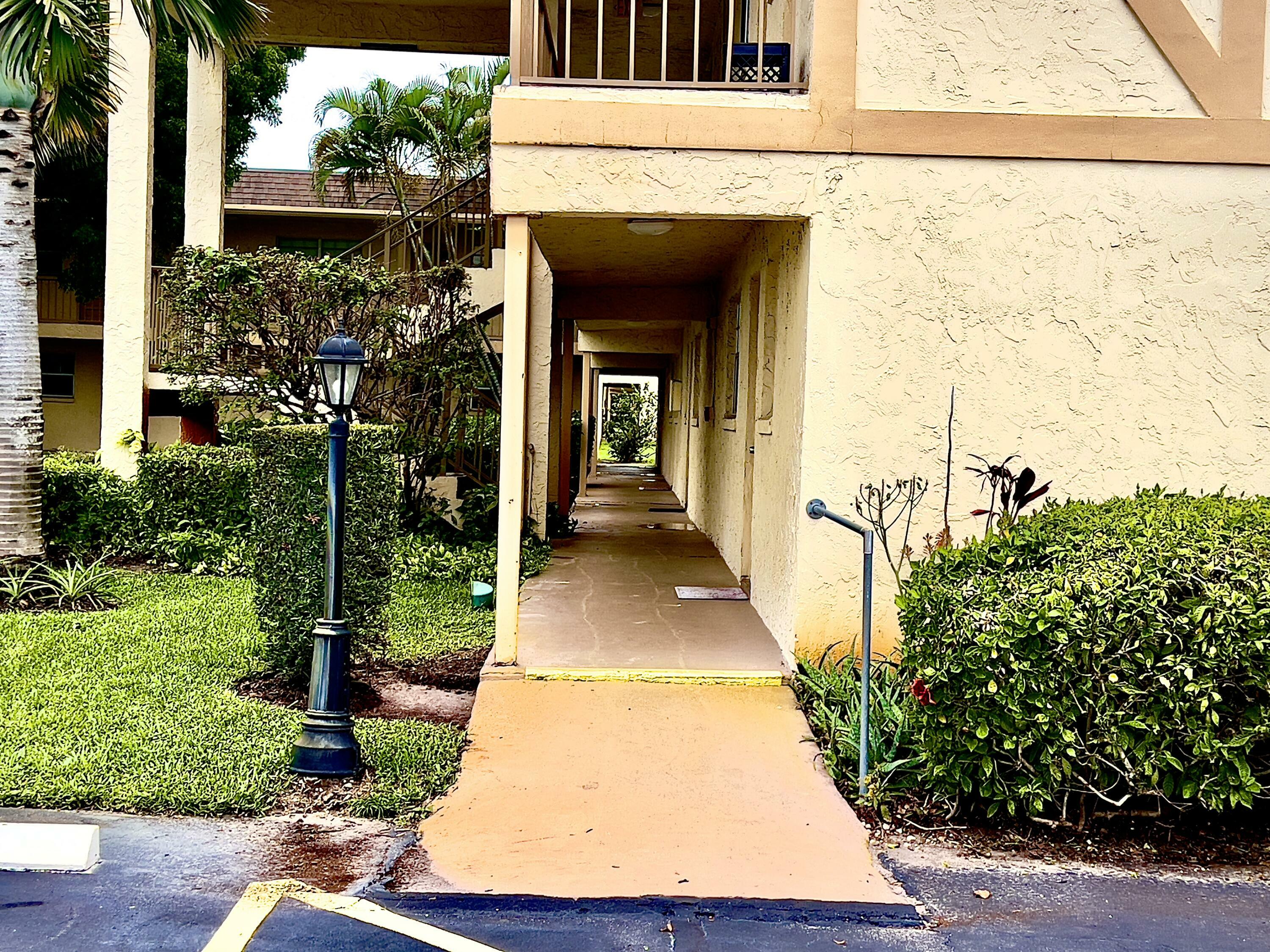 Property Photo:  1700 E Dover Road 216A  FL 33445 