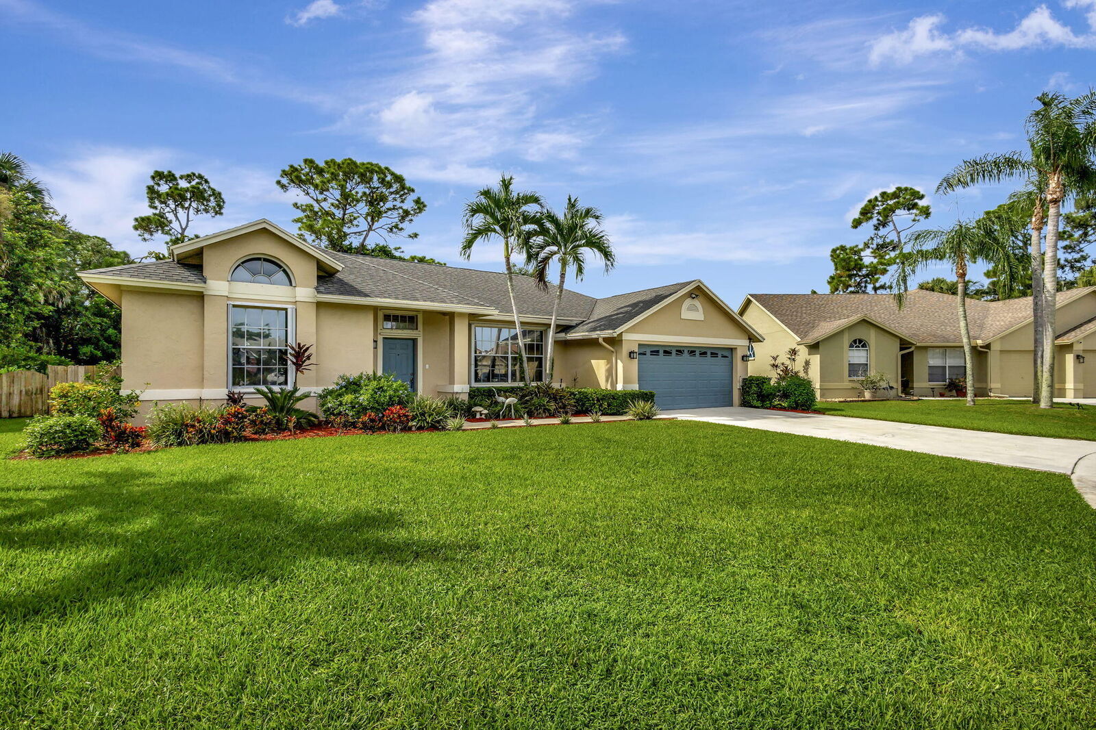 Property Photo:  3835 Woods Walk Boulevard  FL 33467 