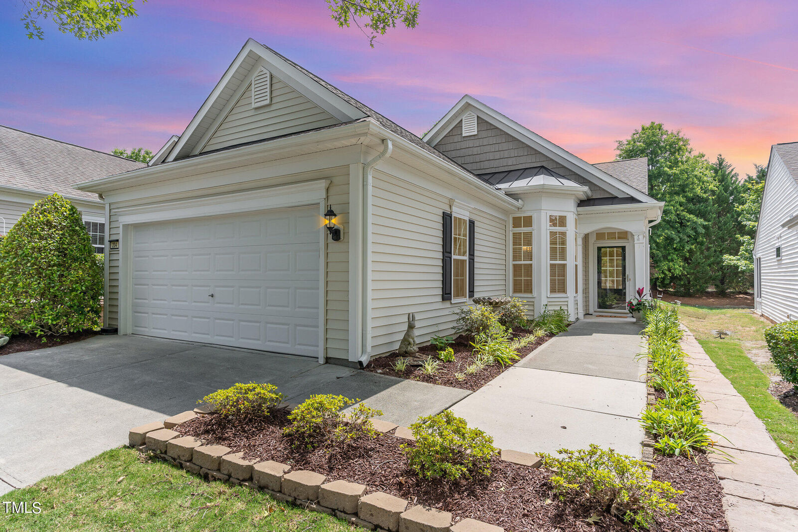 Property Photo:  204 Callum Place Place  NC 27519 