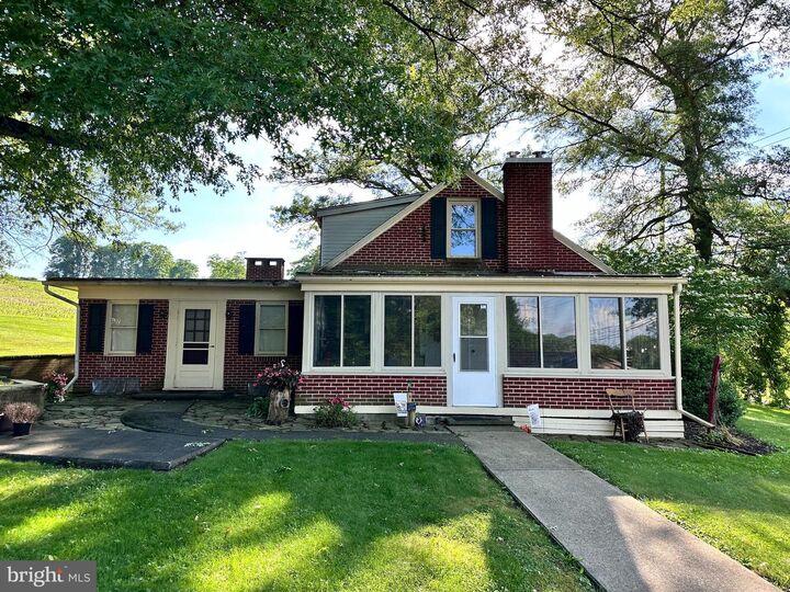 107 Raccoon Valley Road  Millerstown PA 17062 photo