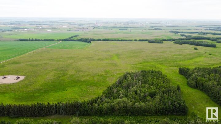 Property Photo:  553yy Range Road 201  AB T0B 2R0 
