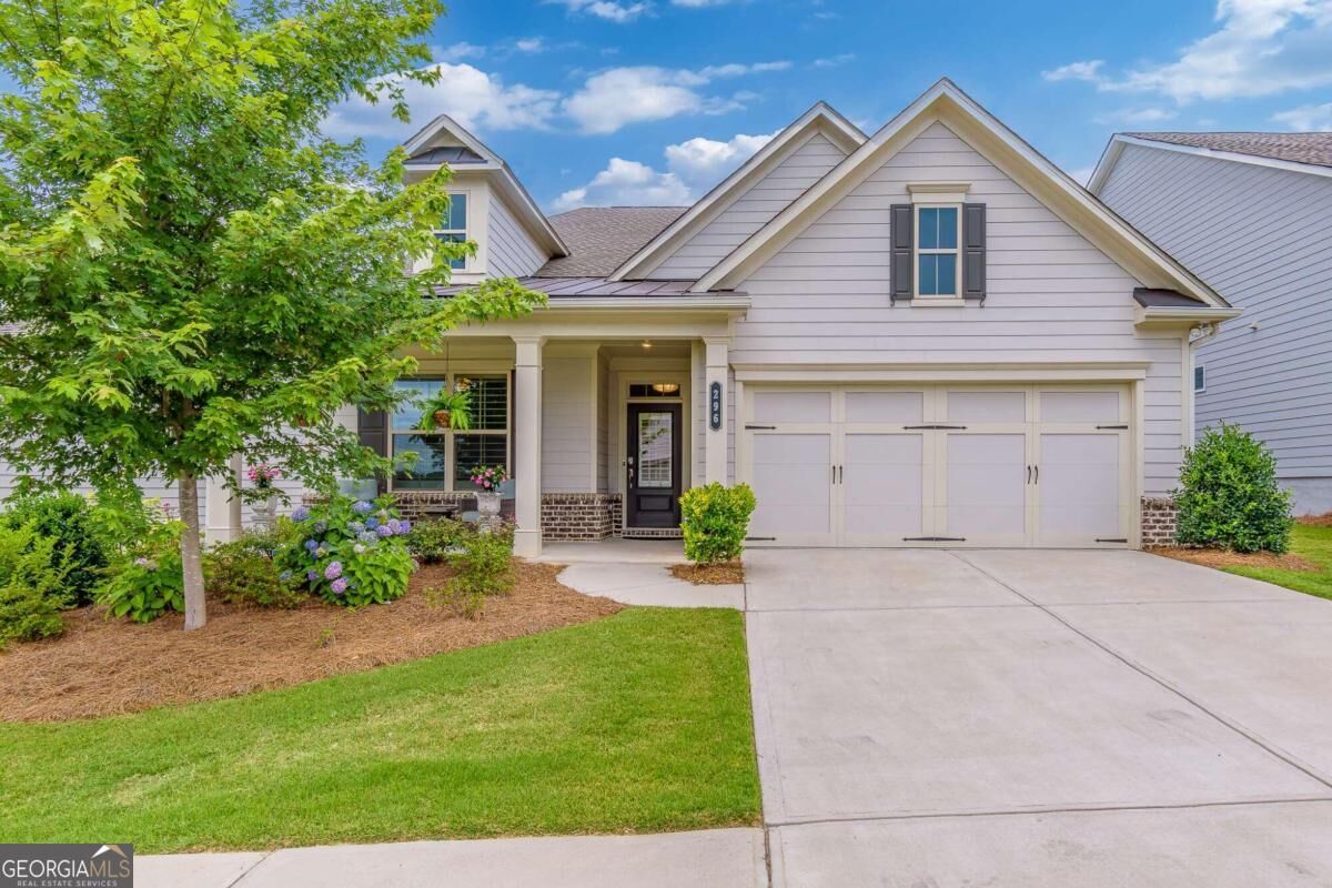 Property Photo: 296 Hickory Bluffs Parkway GA 30114