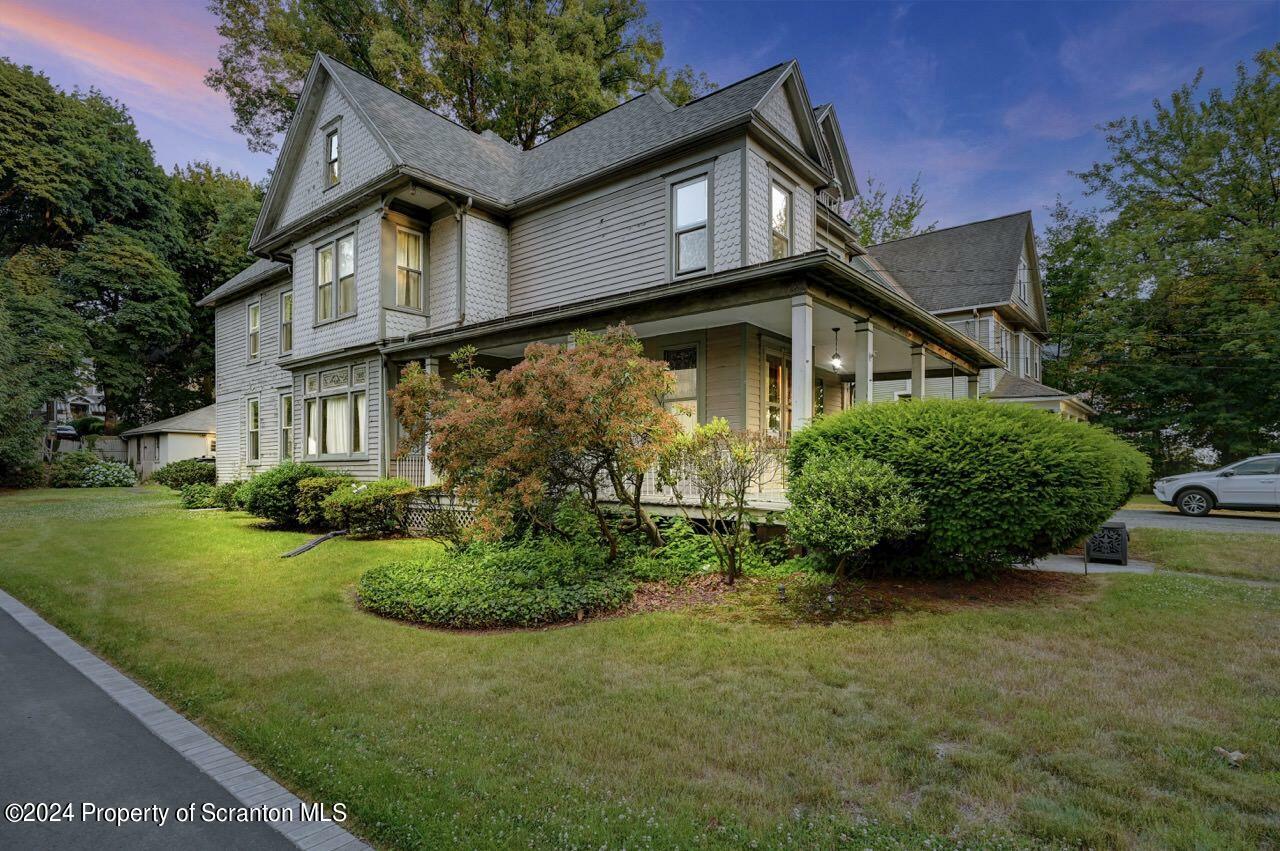 Property Photo:  1528 Wyoming Avenue  PA 18509 