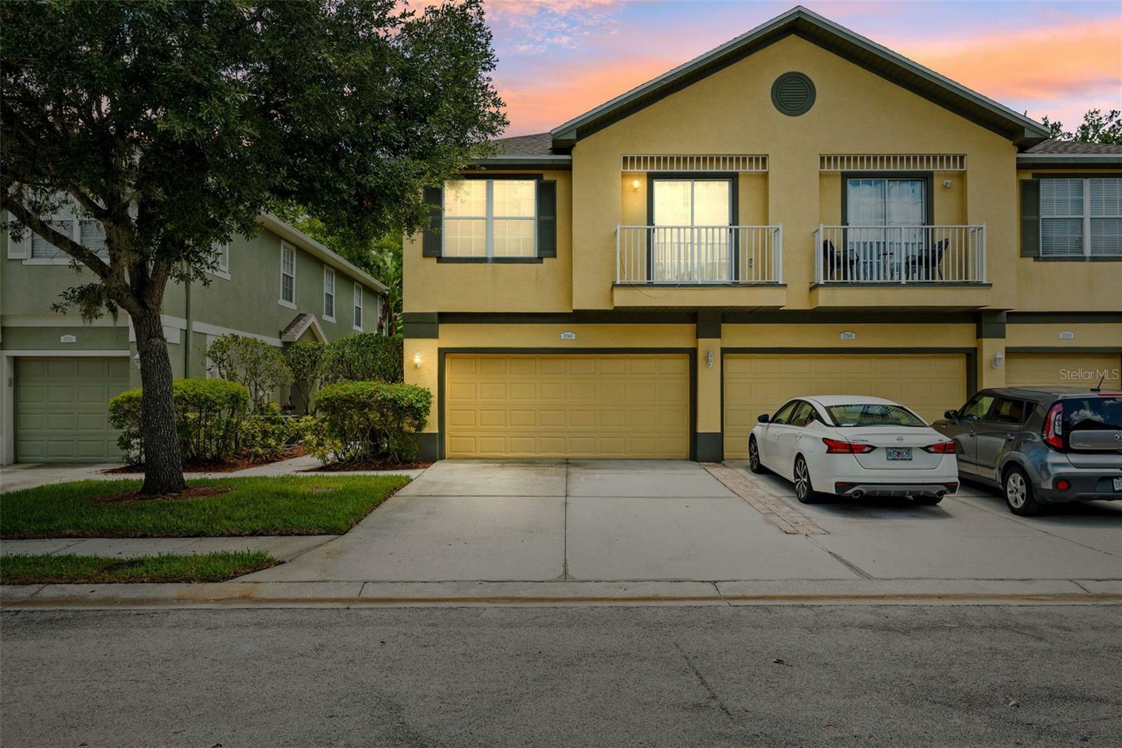 Property Photo:  27563 Pleasure Ride Loop  FL 33544 