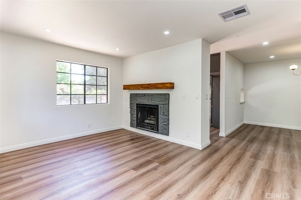 Property Photo:  29723 Canwood Street  CA 91301 