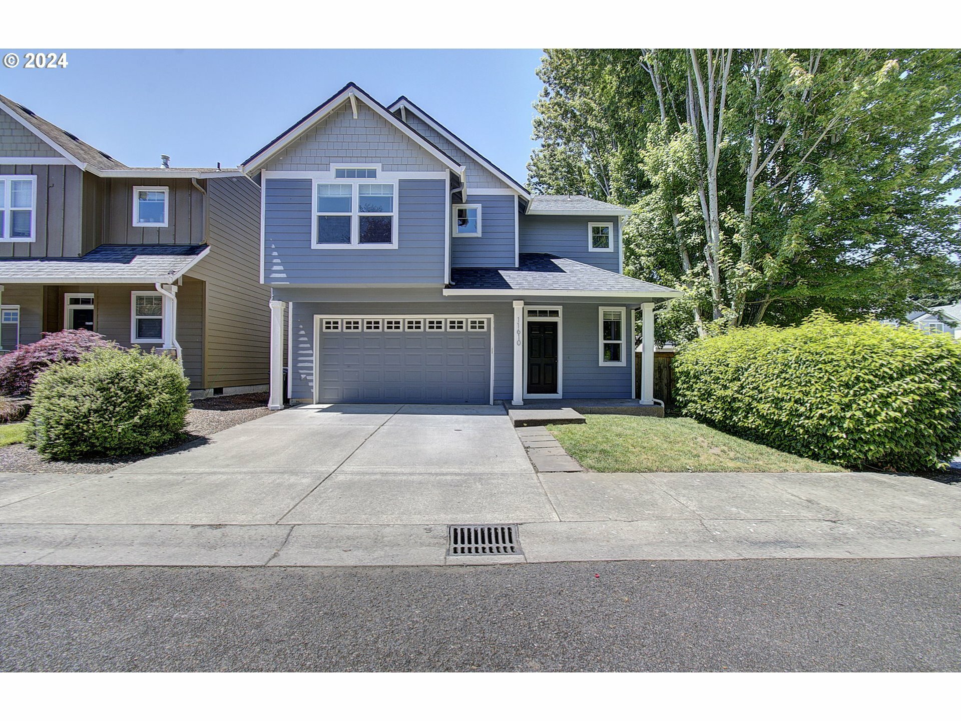 Property Photo:  11610 NW 27th Ct  WA 98685 