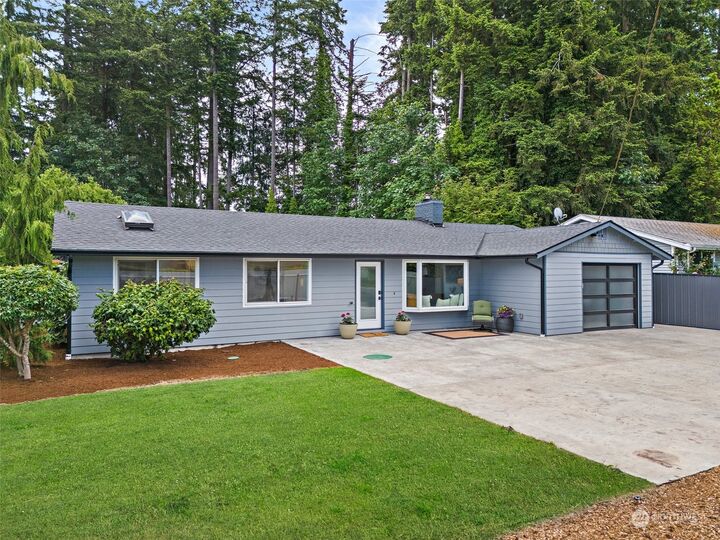 Property Photo:  32440  Military Road S  WA 98001 