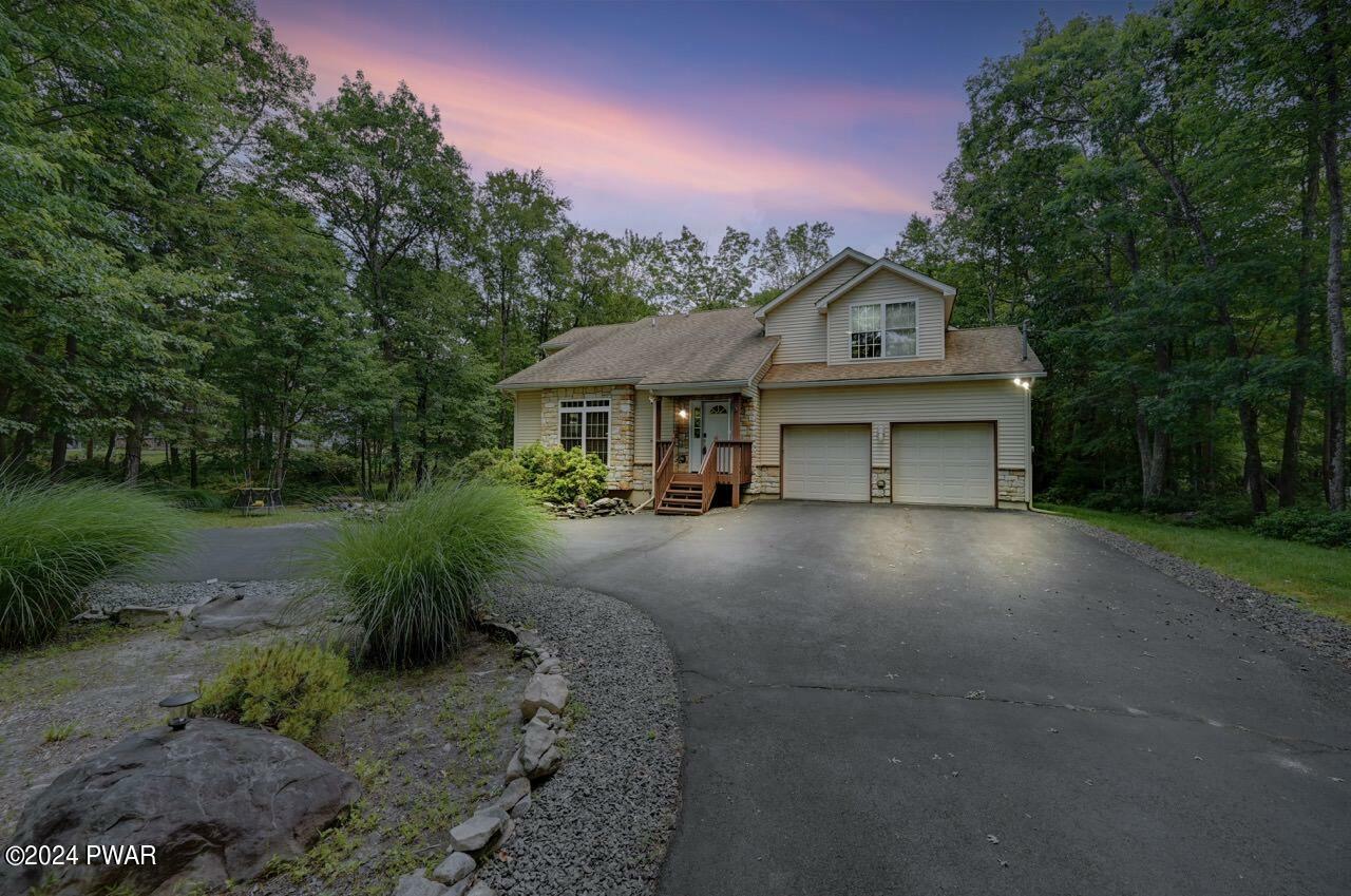 Property Photo:  190 Flatbrook Way  PA 18337 