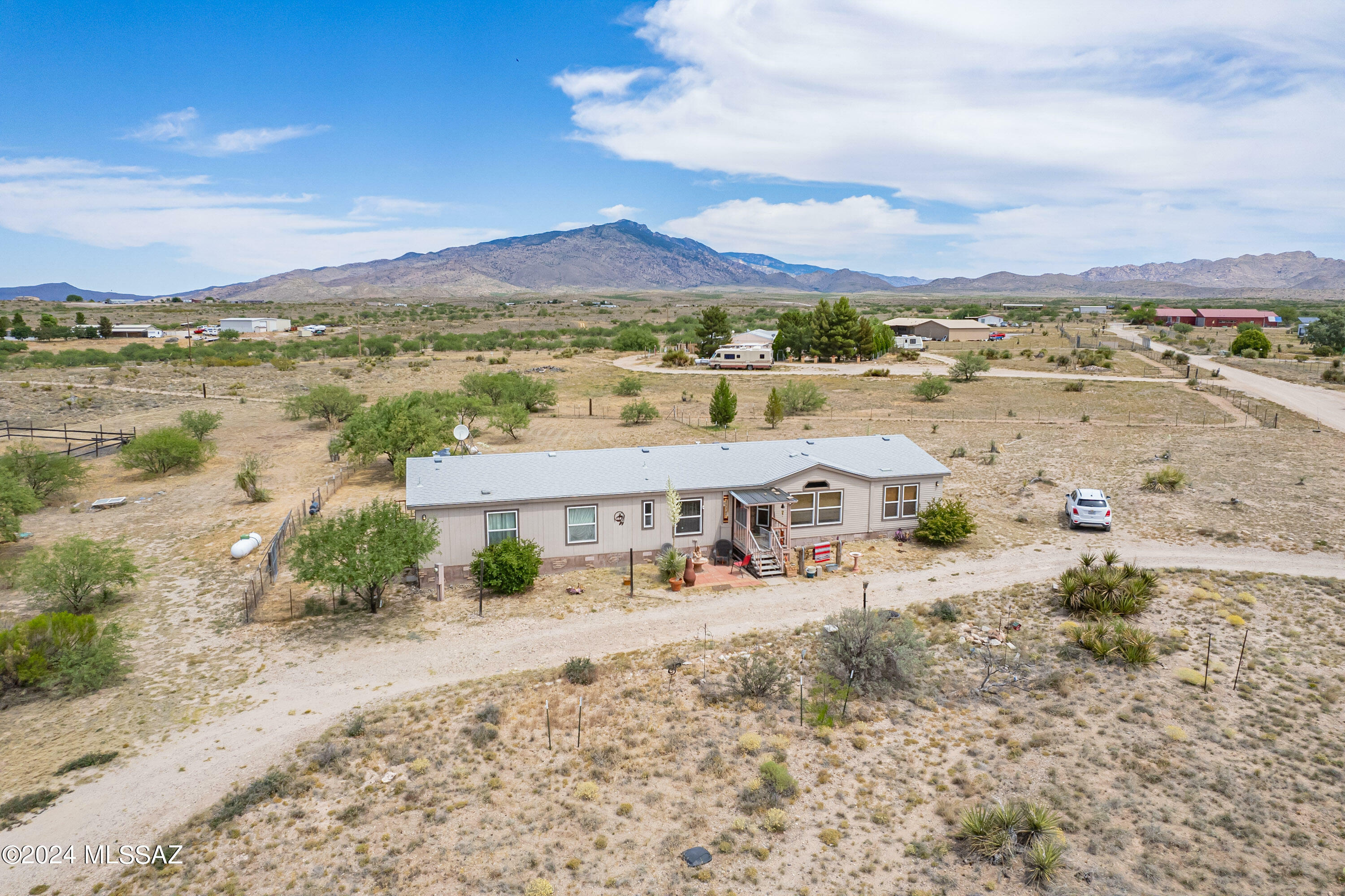 Property Photo:  25307 E Old Dusty Trail  AZ 85602 