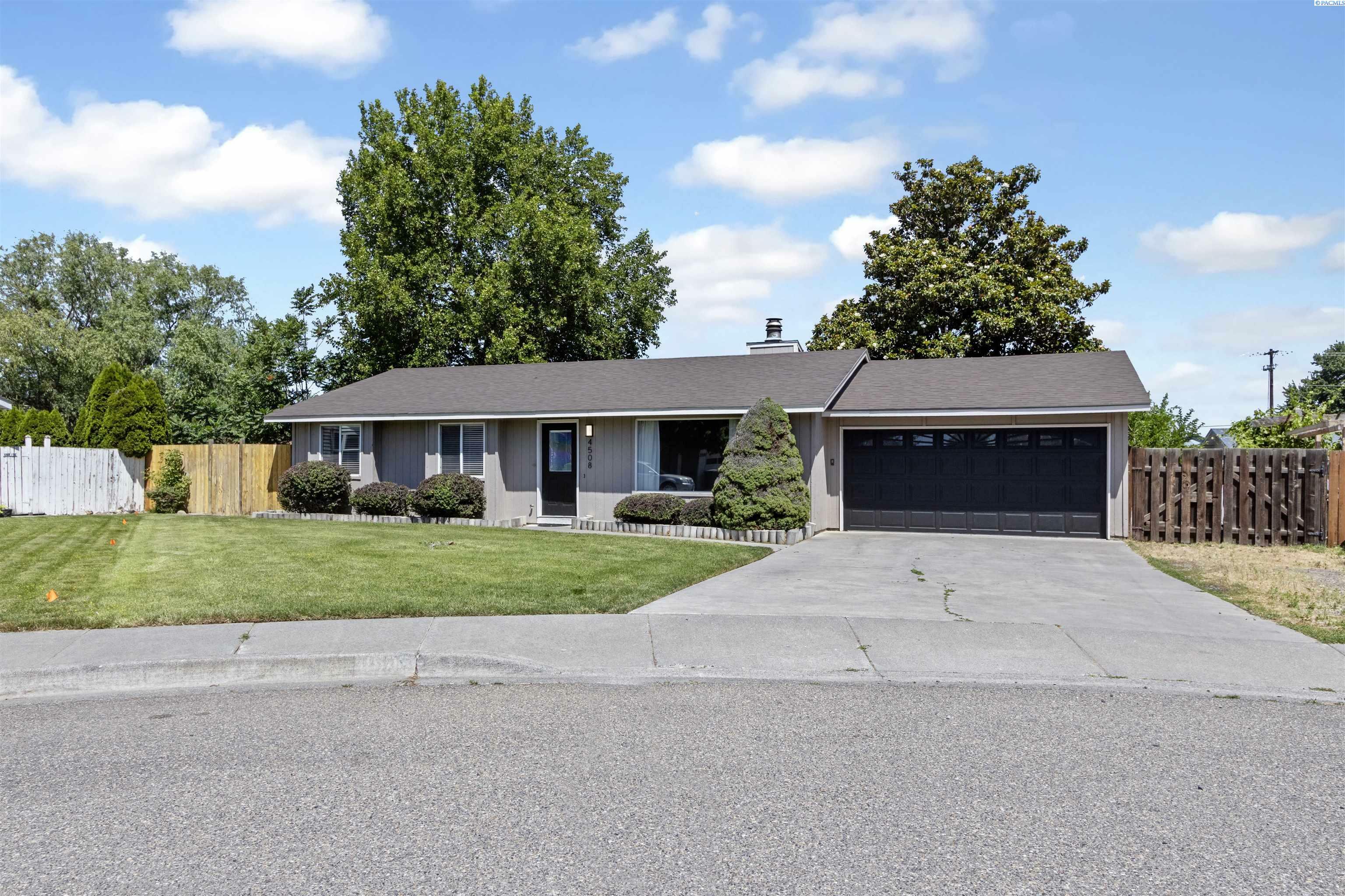 Property Photo:  4508 W 4th Place  WA 99336 