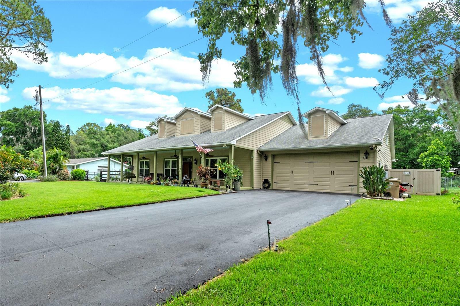 Property Photo:  33412 E Lake Joanna Drive  FL 32736 