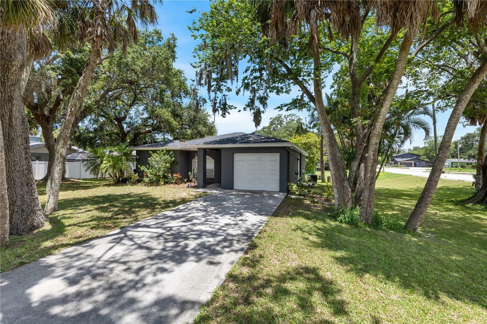 Property Photo:  316 20th Street E  FL 34221 