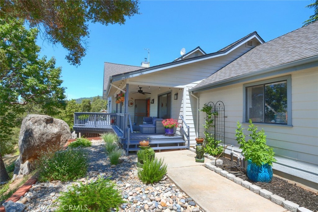 Property Photo:  59788 Road 601  CA 93601 