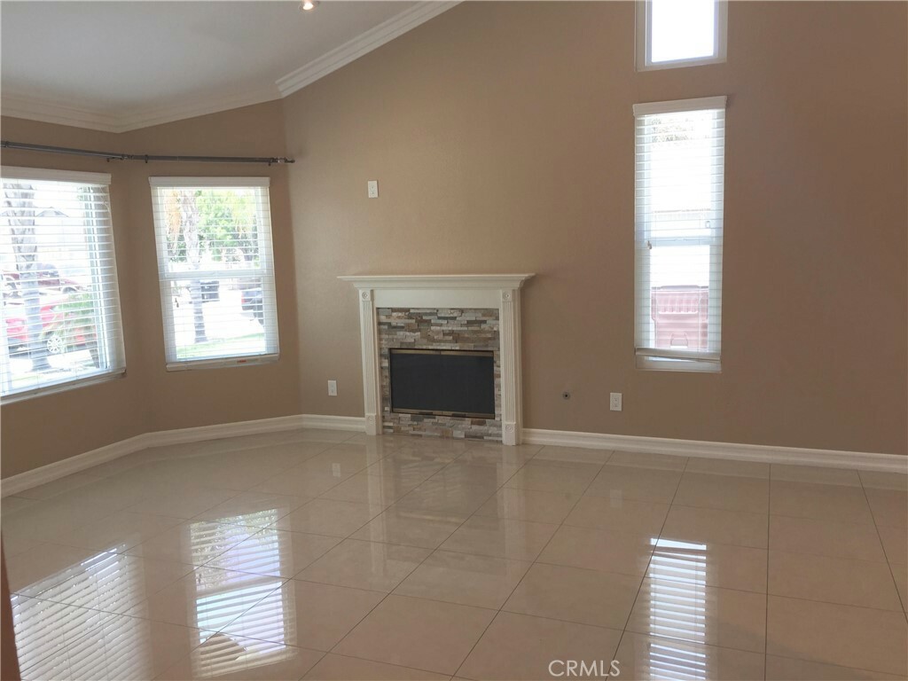 Property Photo:  25694 Tallandsia Court  CA 92553 