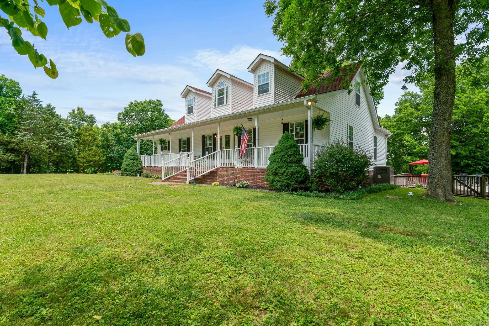 Property Photo:  5291 Sam Hill Rd  TN 37167 