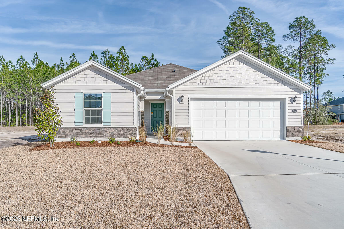 Property Photo: 7869 Rippa Valley Way FL 32222