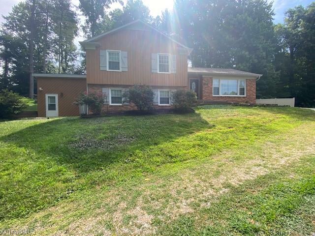 1524 Cedar Lane  Wilkesboro NC 28697 photo