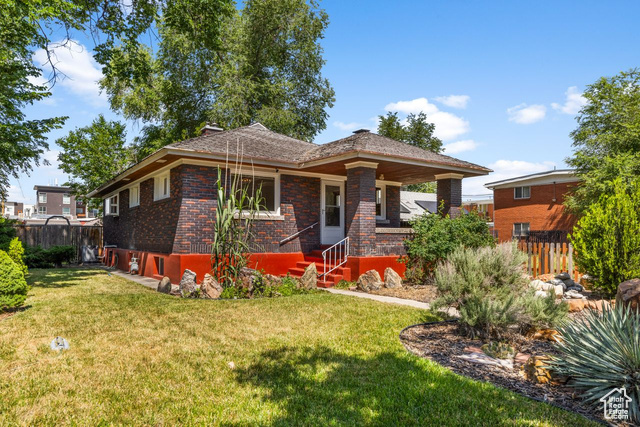 Property Photo:  2206 S Lake St  UT 84106 