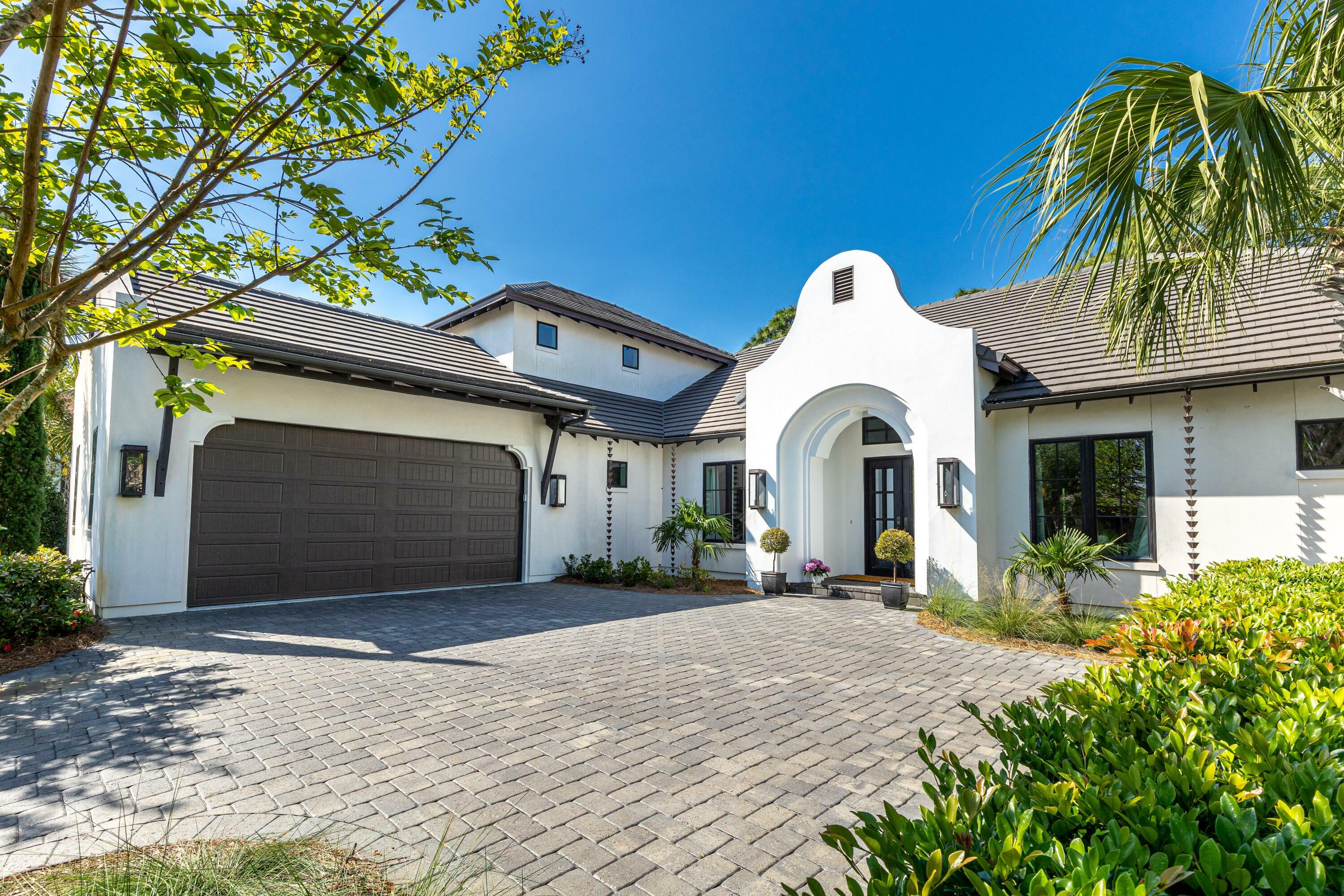 Property Photo:  3202 Bay Estates Drive  FL 32550 