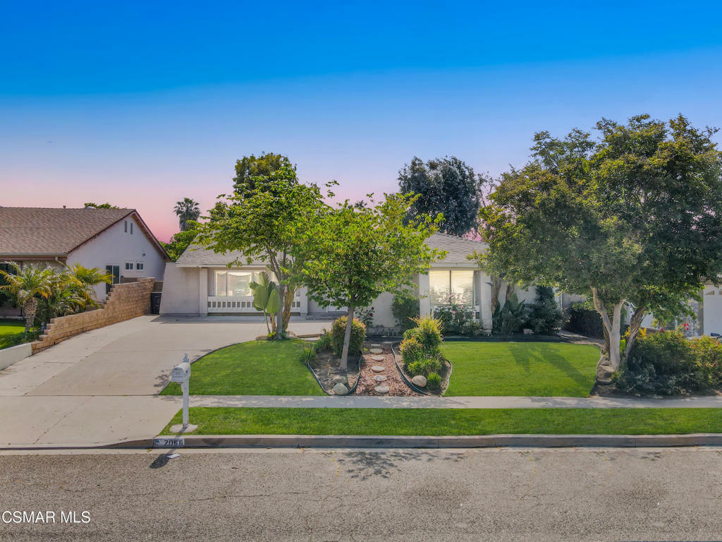 Property Photo:  2068 Marter Avenue  CA 93065 