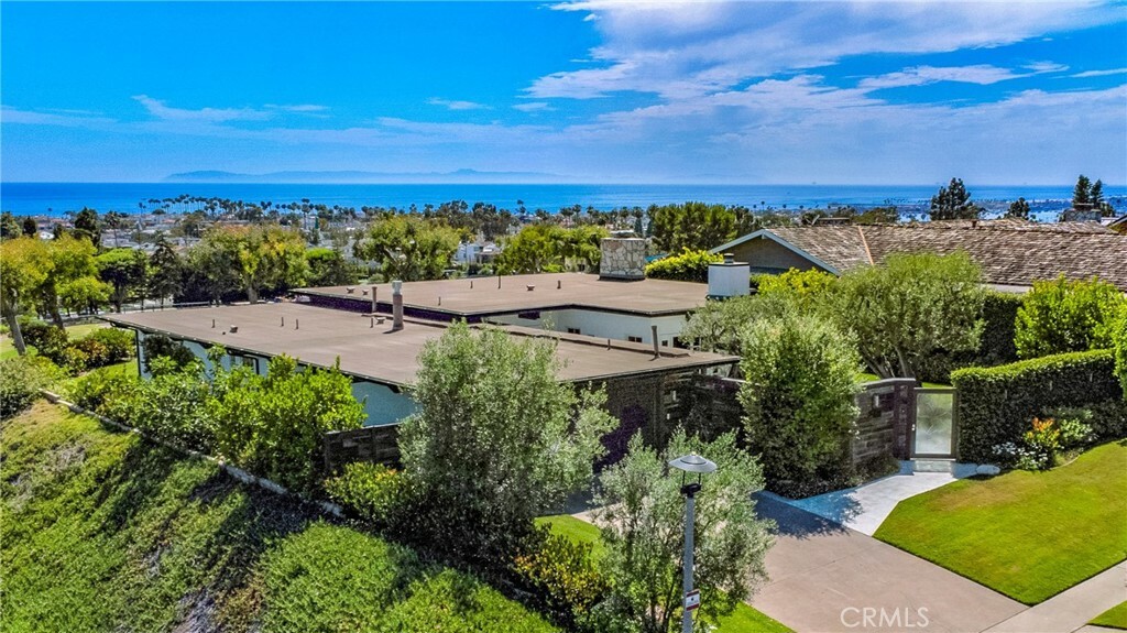 Property Photo:  3007 Harbor View Drive  CA 92625 