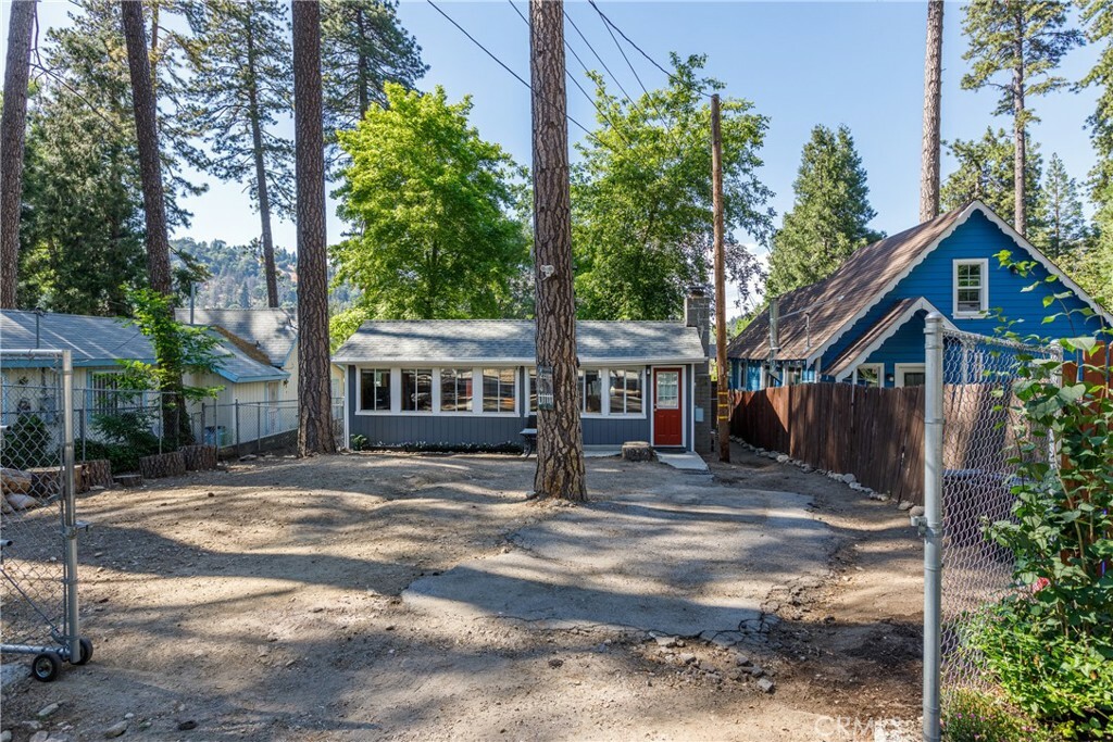 Property Photo:  22894 Waters Drive  CA 92325 