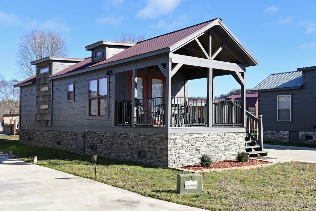 Property Photo:  97 Porch View Circle  GA 30512 