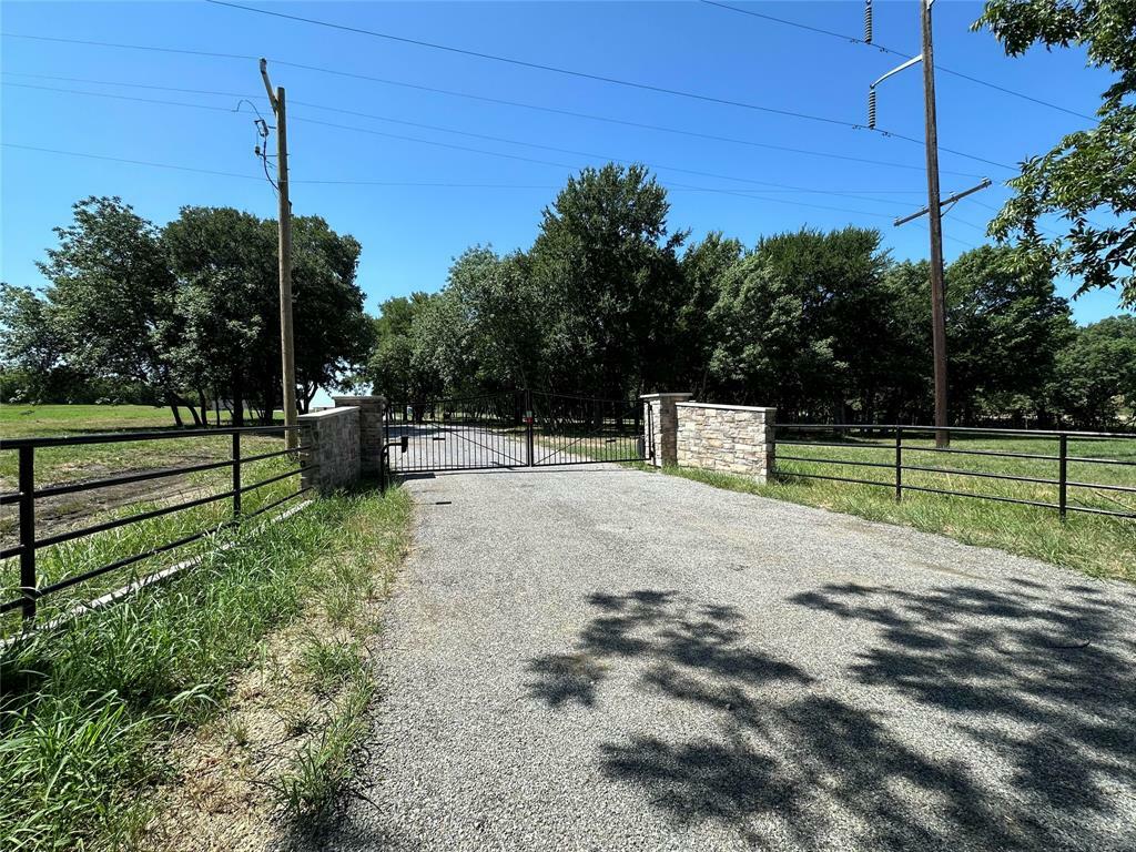 Property Photo:  Lot 4, 1069 Waters Edge Drive  TX 75020 