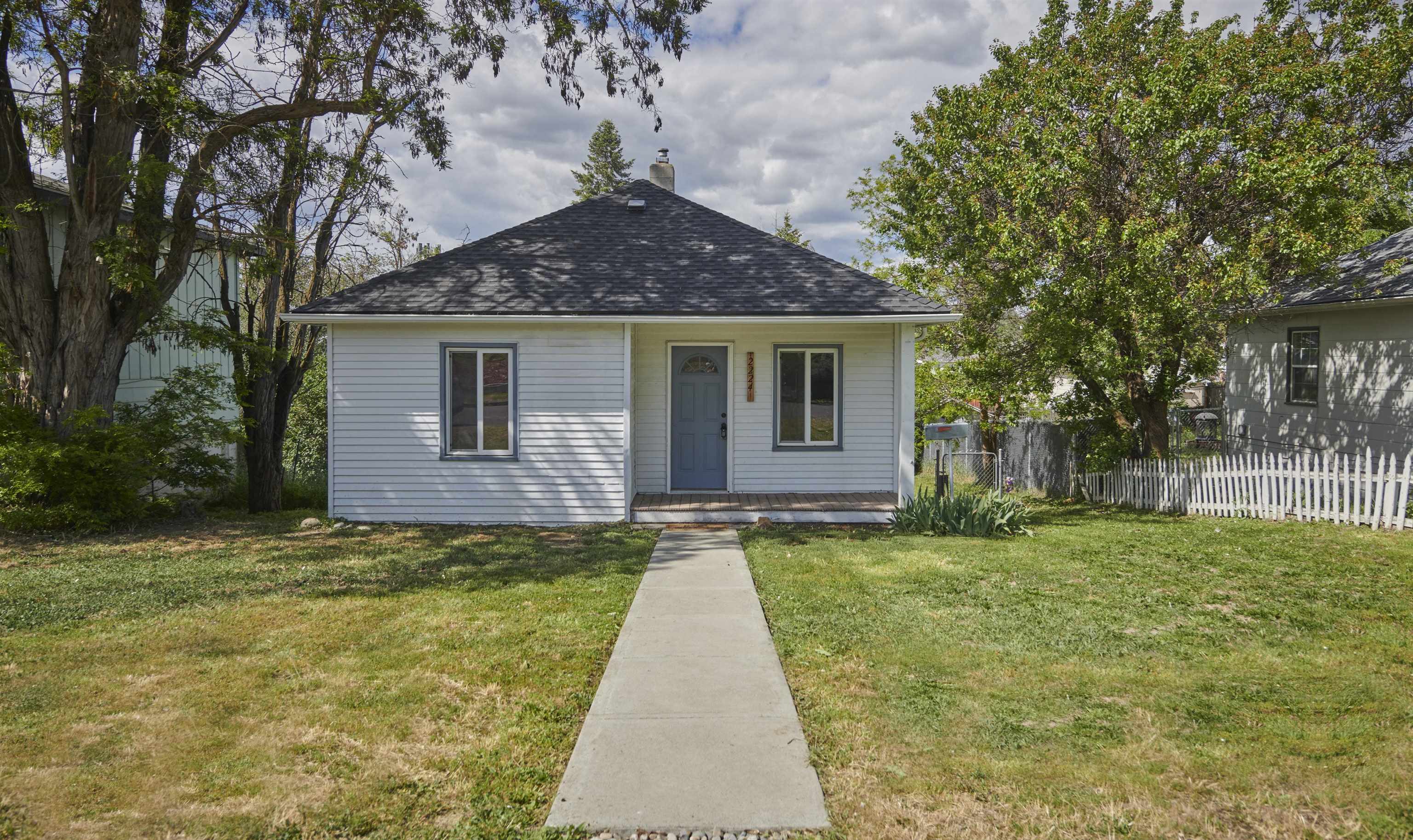 2224 W York Ave  Spokane WA 99201 photo