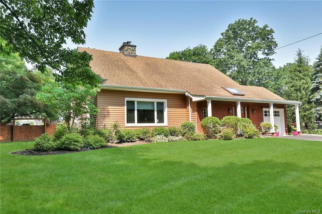 Property Photo:  10 Roy Place  NY 10595 