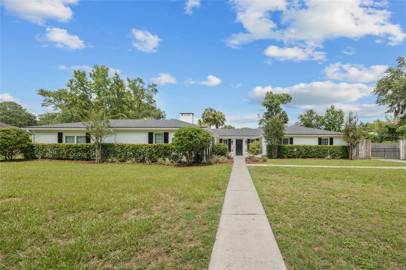 Property Photo: 1117 NW 51st Terrace FL 32605