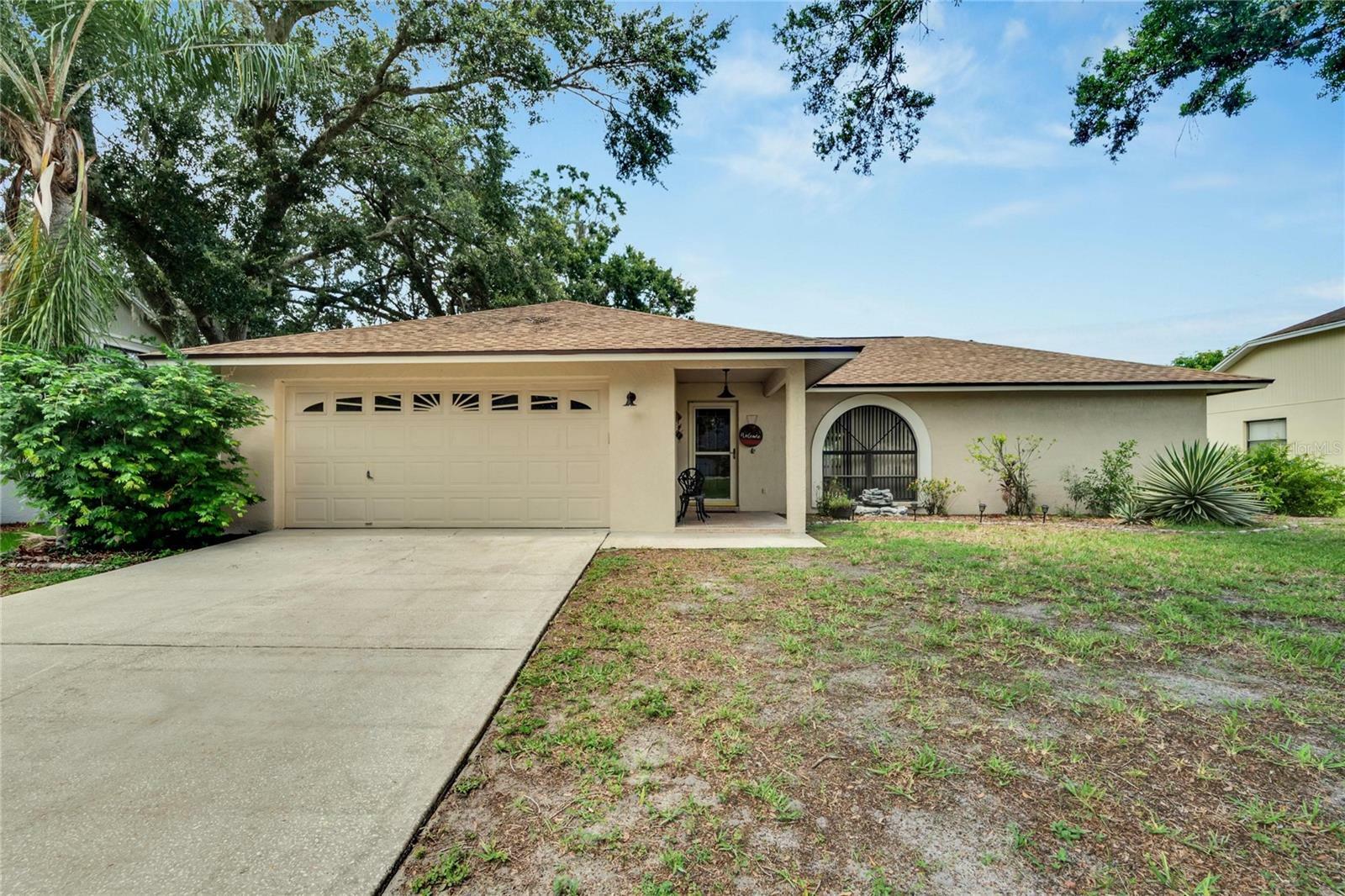 Property Photo:  1802 Paddock Drive  FL 33566 