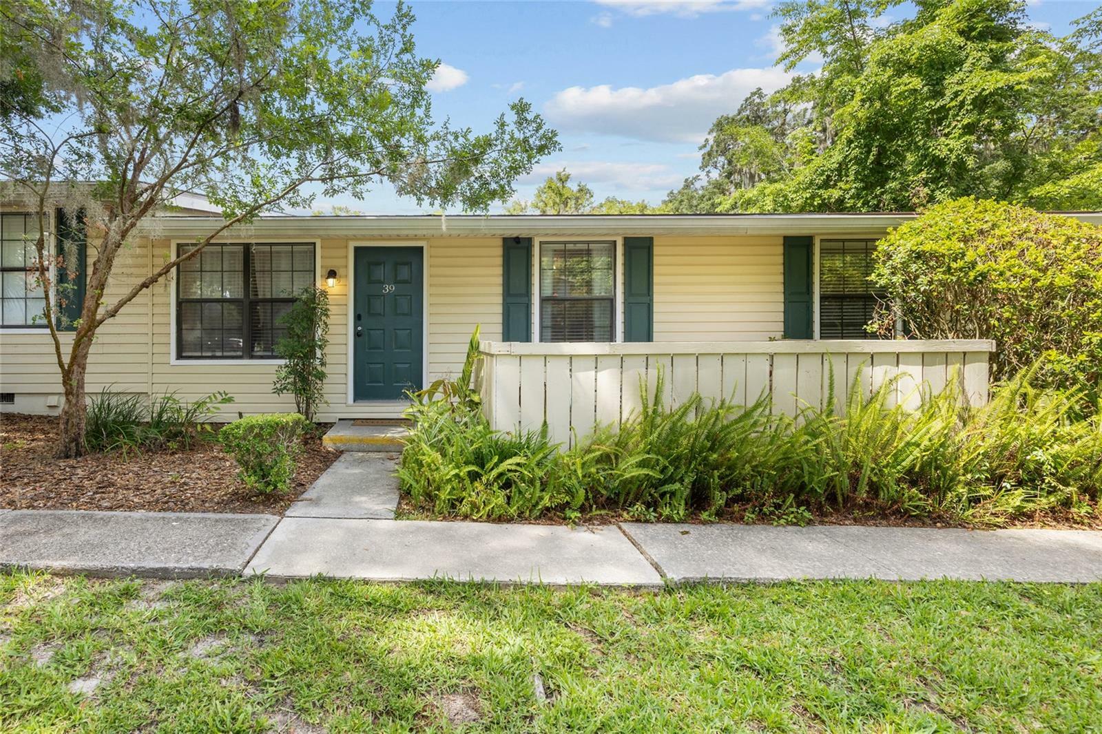 Property Photo:  2490 SW 14th Drive 39  FL 32608 