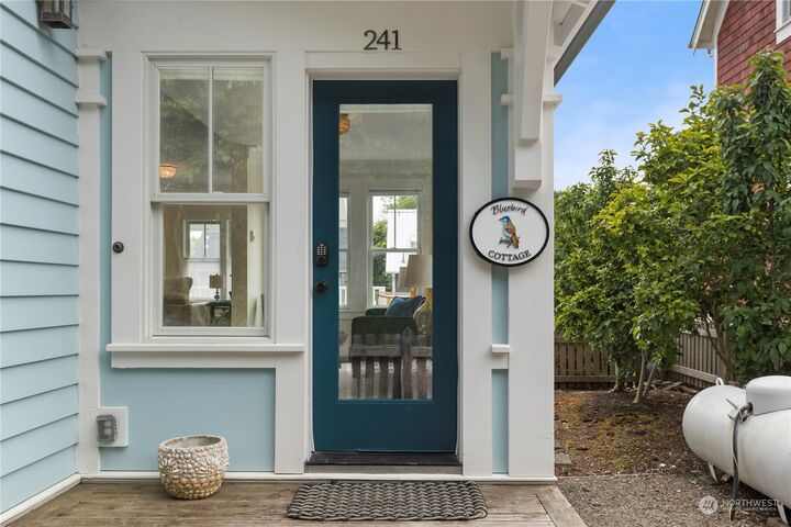 Property Photo:  241 Compass Street  WA 98571 