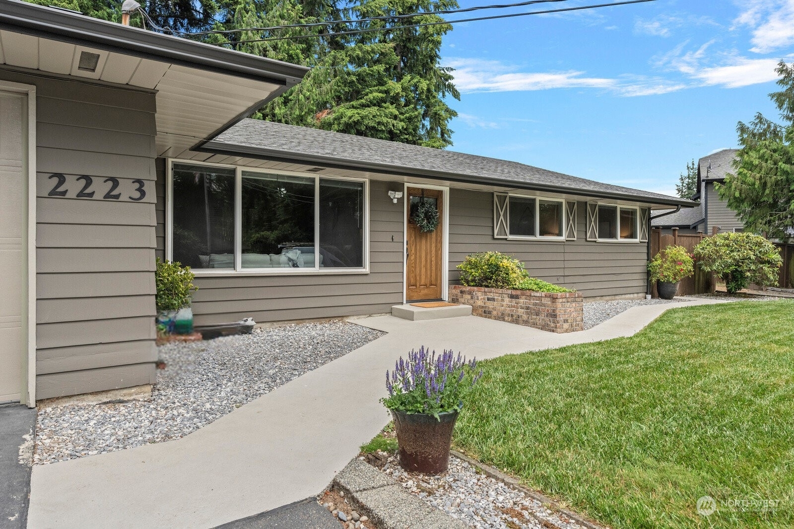 Property Photo: 2223 122nd Place SE WA 98208