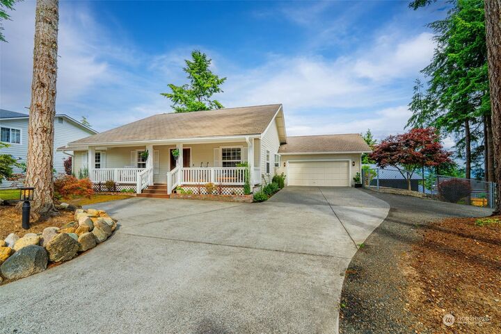 Property Photo:  104 Eagleview Lane  WA 98365 