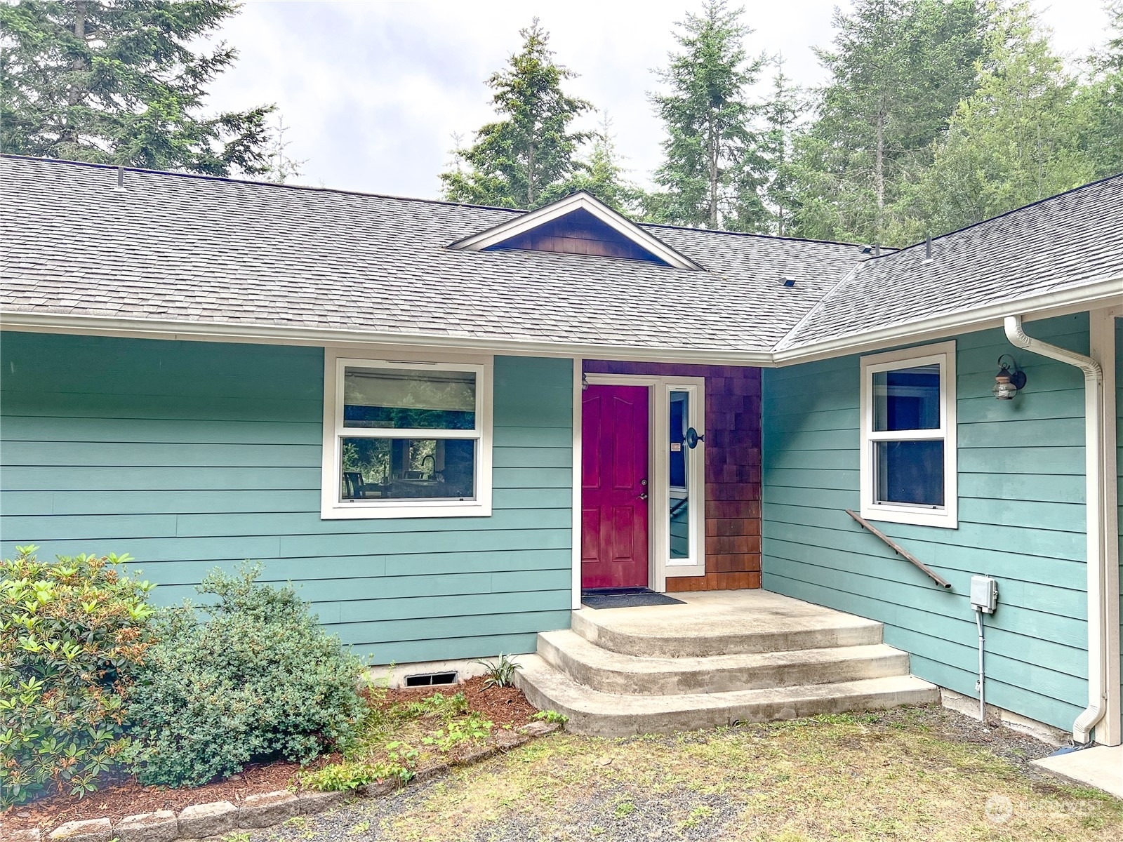 Property Photo:  293 Boardwalk Avenue  WA 98368 