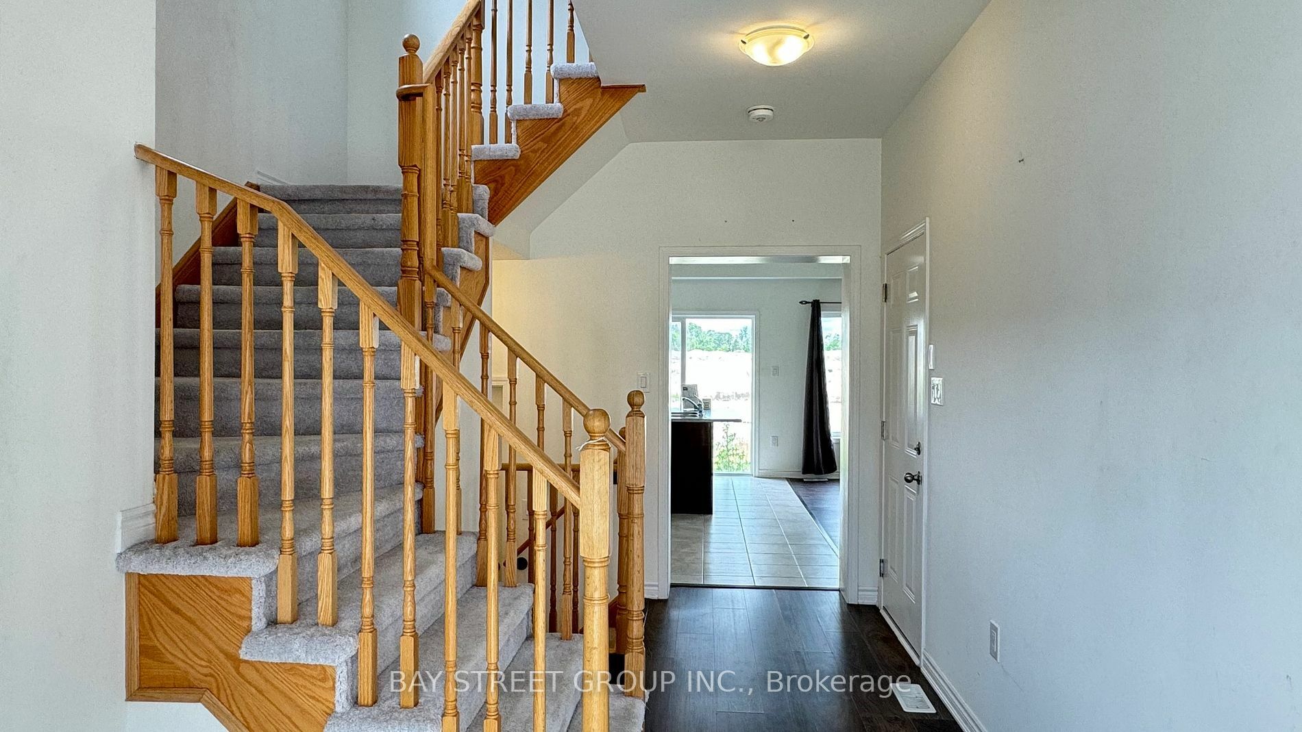 Property Photo:  28 Sandhill  Crane Dr  ON L9Z 0J6 