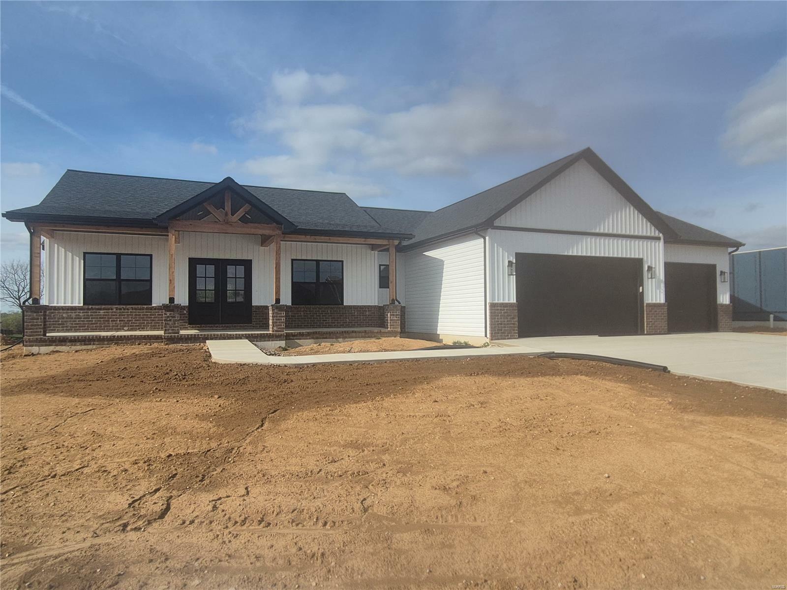 Property Photo: 339 Jenny Court IL 62298
