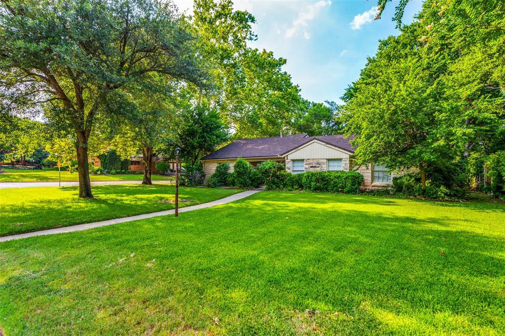 Property Photo:  5916 El Campo Avenue  TX 76107 