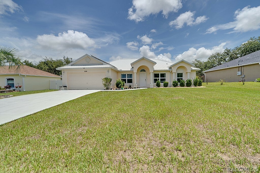 8501 N Tiny Lily Drive  Citrus Springs FL 34434 photo